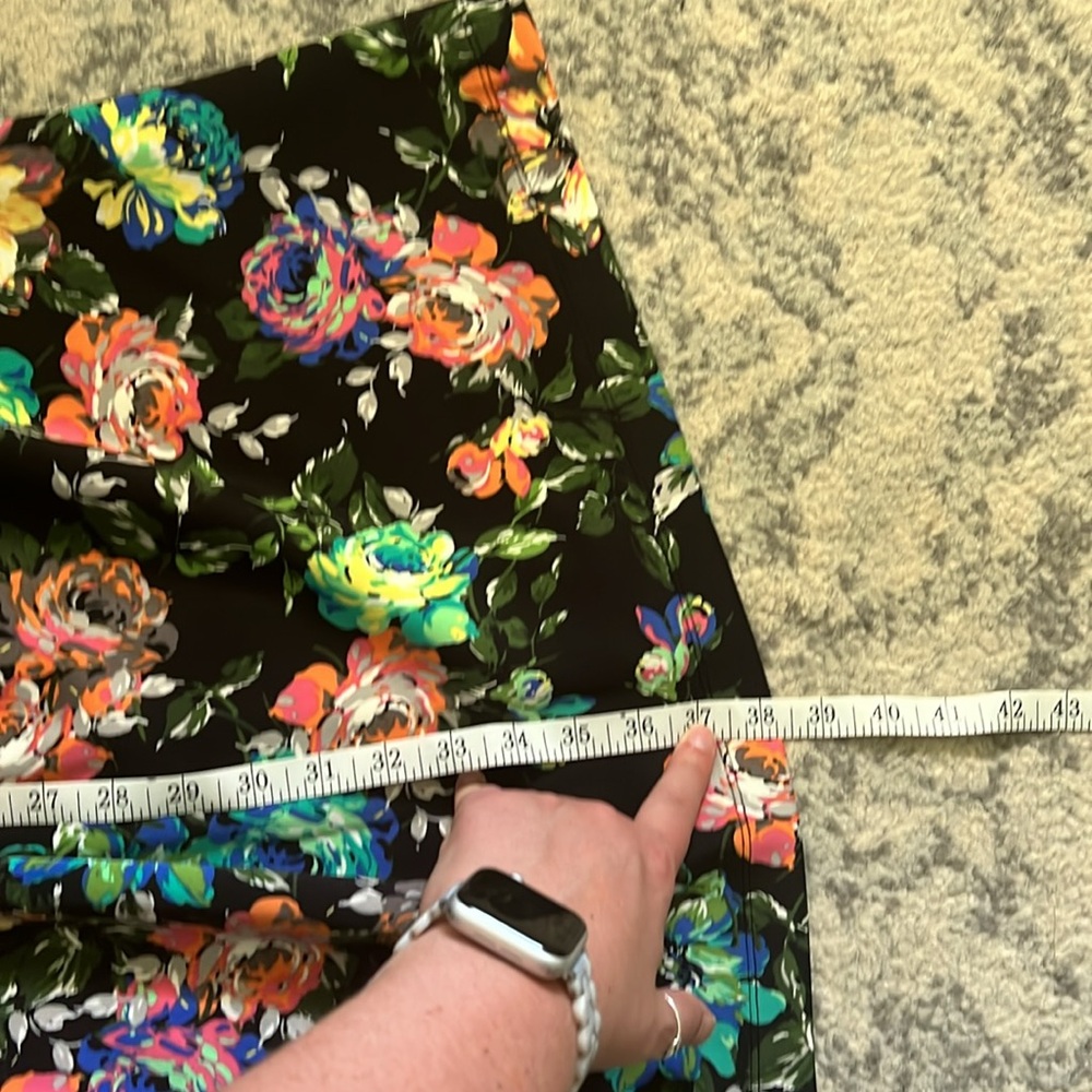 Gabby Skye Fit and Flare Floral Dress - Picture 9 of 9
